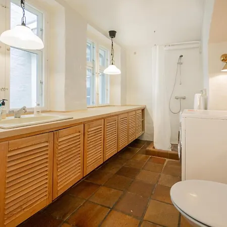 Apartment Classic Danish Design In City Center